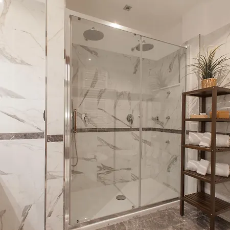 Vatican Break לינה וארוחת בוקר