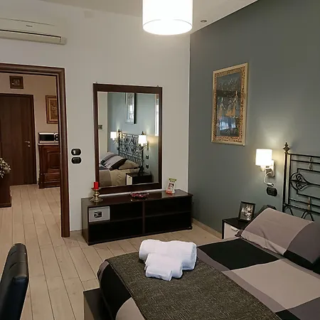 Vatican Break Bed & Breakfast